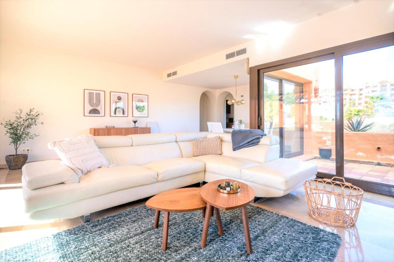 9 Penthouse With Amazing Sea Views, Close To Golf Manilva Duquesa Zewnętrze zdjęcie