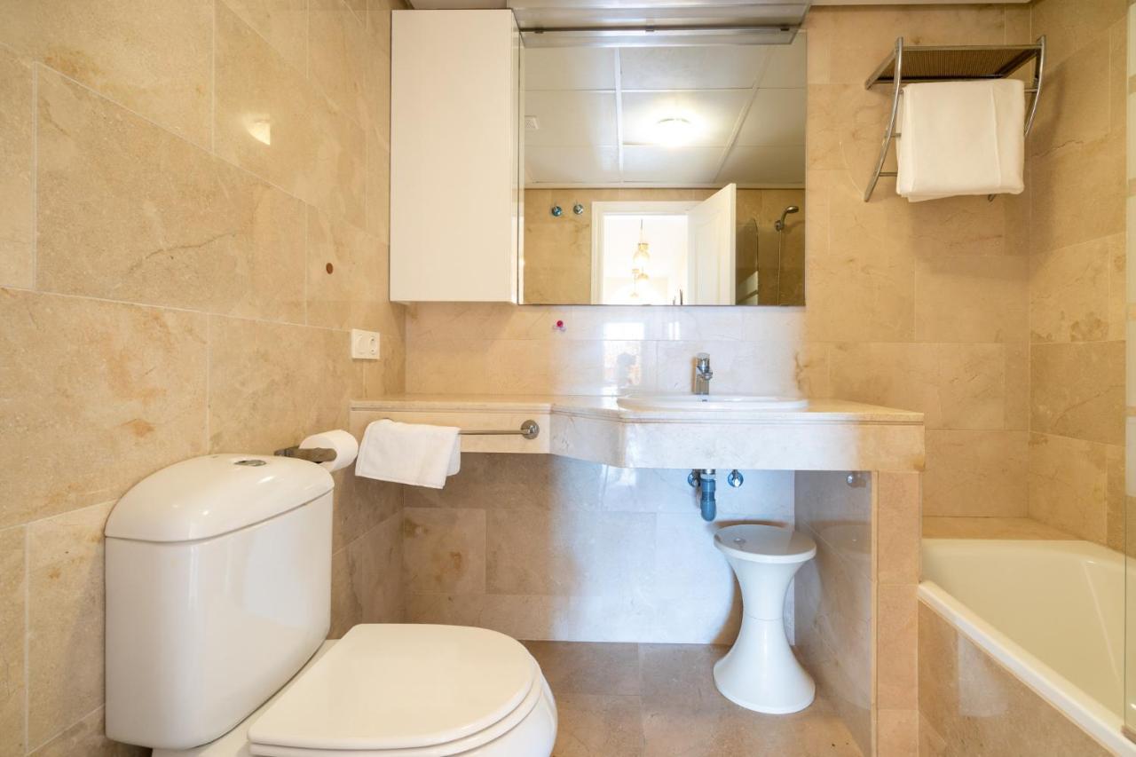 9 Penthouse With Amazing Sea Views, Close To Golf Manilva Duquesa Zewnętrze zdjęcie