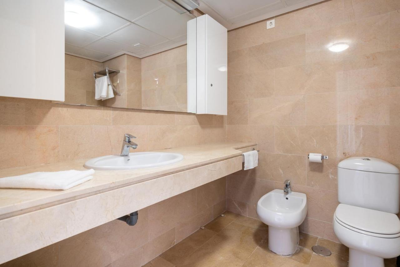 9 Penthouse With Amazing Sea Views, Close To Golf Manilva Duquesa Zewnętrze zdjęcie